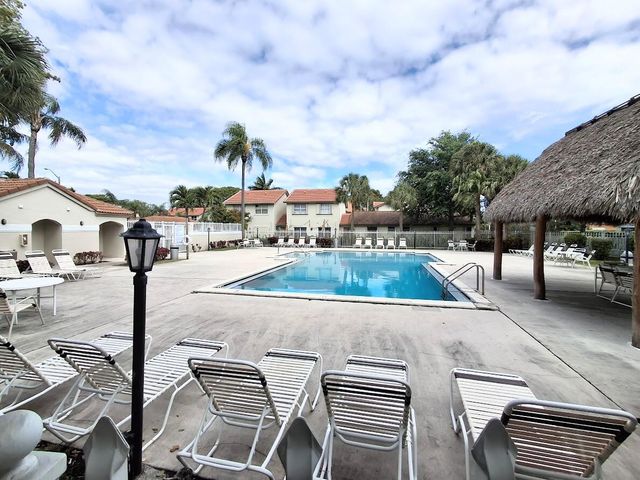 408 NW 108th Terrace NW 408, Pembroke Pines, FL 33026