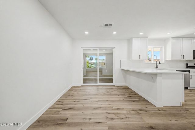 6255 E DALLAS Street, Mesa, AZ 85205