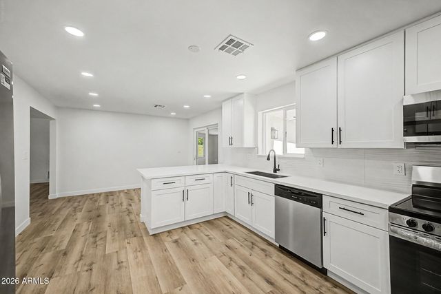 6255 E DALLAS Street, Mesa, AZ 85205