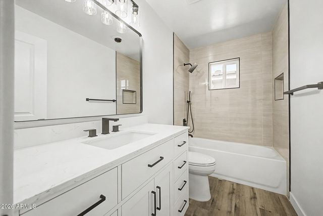 6255 E DALLAS Street, Mesa, AZ 85205