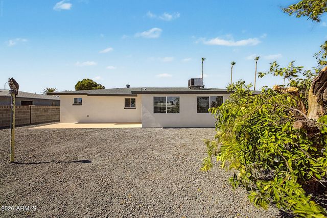 6255 E DALLAS Street, Mesa, AZ 85205