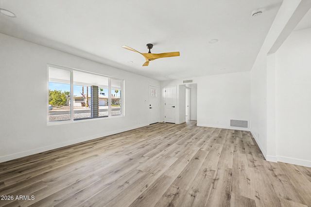 6255 E DALLAS Street, Mesa, AZ 85205
