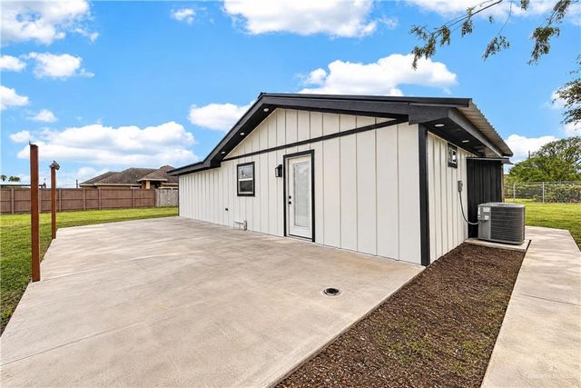 1300 Greenland Circle, Mission, TX 78572