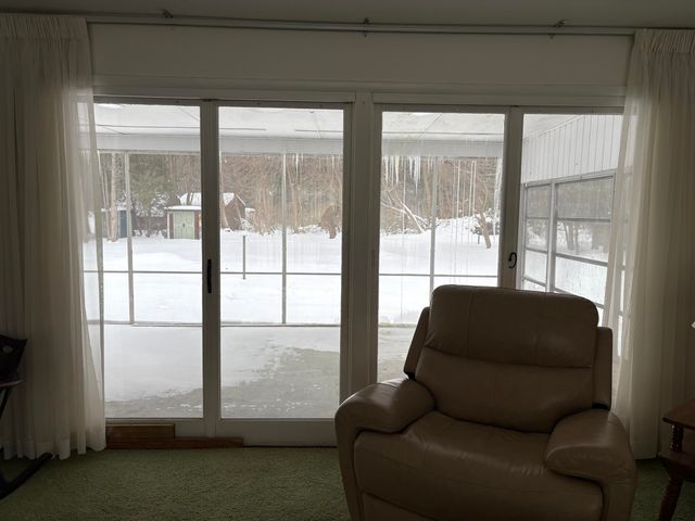 873 Hendrick Road, Norton Shores, MI 49441