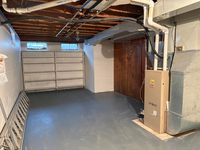 873 Hendrick Road, Norton Shores, MI 49441