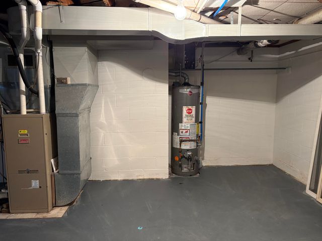 873 Hendrick Road, Norton Shores, MI 49441