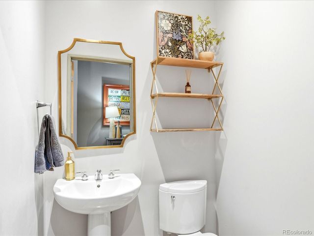 2899 N Speer Boulevard 405, Denver, CO 80211