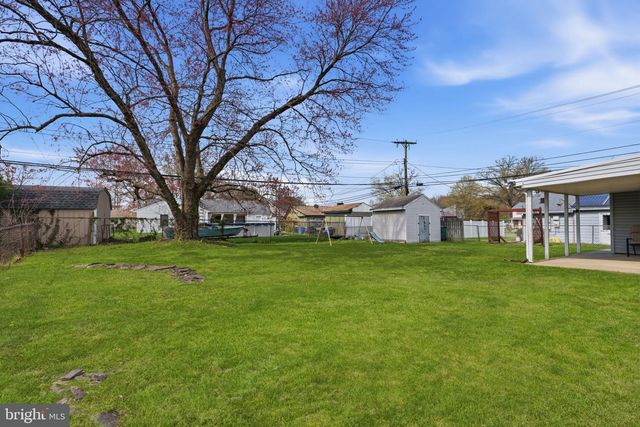 802 ELDRIDGE RD, Fairless Hills, PA 19030