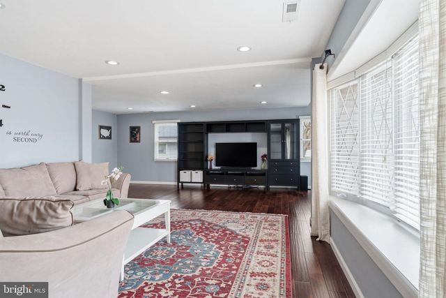 802 ELDRIDGE RD, Fairless Hills, PA 19030