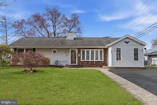 802 ELDRIDGE RD, Fairless Hills, PA 19030