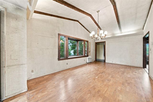 75 Weaving Lane, Wantagh, NY 11793