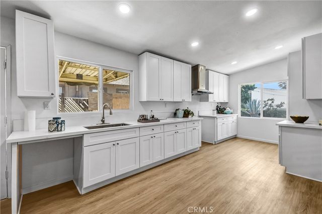 2065 W Orange Grove Avenue, Pomona, CA 91768