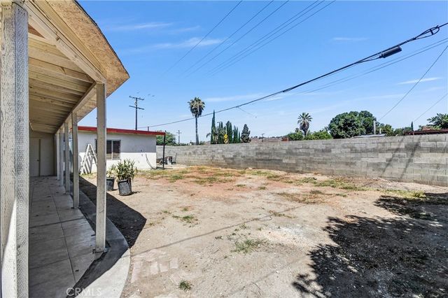 2065 W Orange Grove Avenue, Pomona, CA 91768