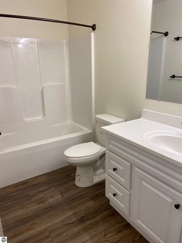 20297 Richardson Road, Lake Ann, MI 49650