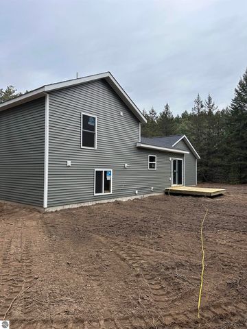 20297 Richardson Road, Lake Ann, MI 49650