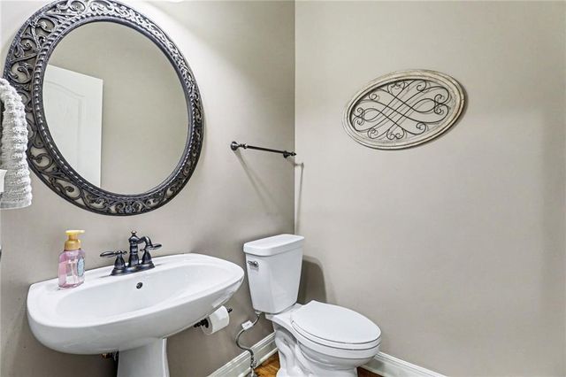 9705 NE JACOB Lane, Lee's Summit, MO 64086