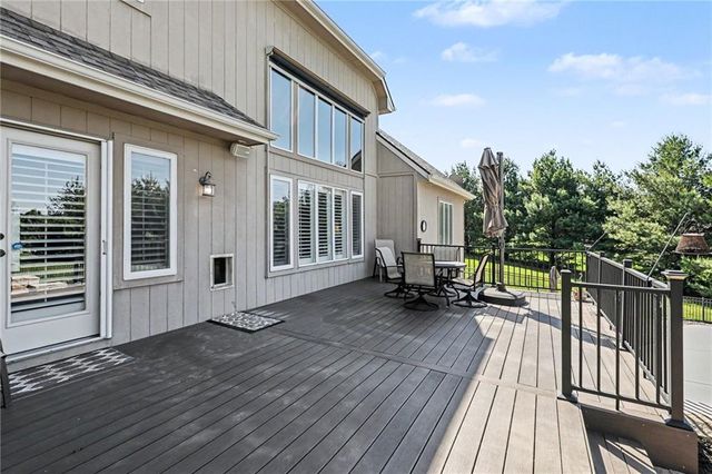 9705 NE JACOB Lane, Lee's Summit, MO 64086