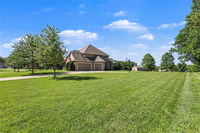 9705 NE JACOB Lane, Lee's Summit, MO 64086