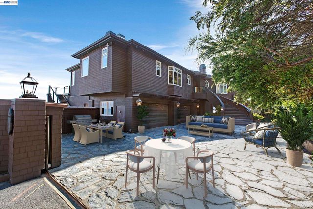 797 Las Olas Dr, Aptos, CA 95003