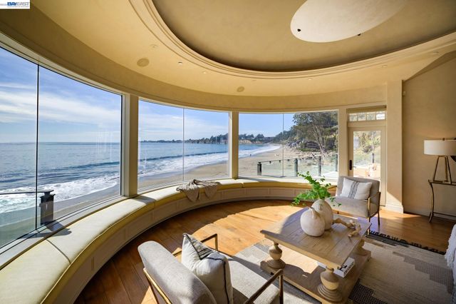 797 Las Olas Dr, Aptos, CA 95003