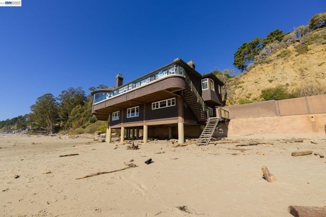 797 Las Olas Dr, Aptos, CA 95003