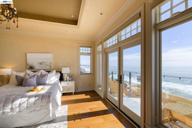 797 Las Olas Dr, Aptos, CA 95003