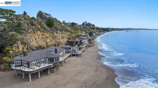 797 Las Olas Dr, Aptos, CA 95003