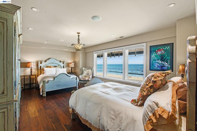 797 Las Olas Dr, Aptos, CA 95003