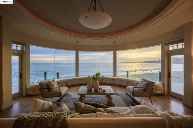 797 Las Olas Dr, Aptos, CA 95003