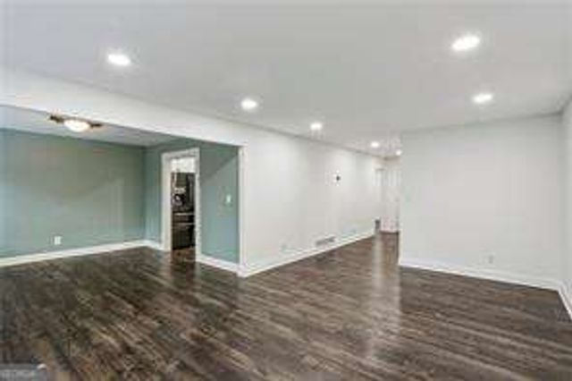 6118 Barfield Road, Atlanta, GA 30328