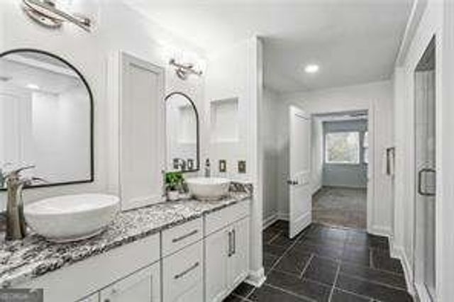 6118 Barfield Road, Atlanta, GA 30328