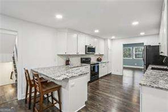 6118 Barfield Road, Atlanta, GA 30328