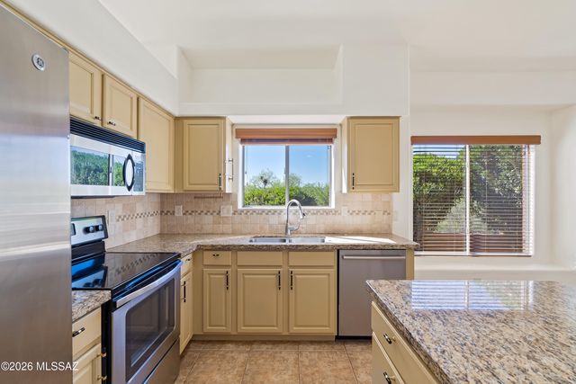 60224 Greystone Drive, Tucson, AZ 85739