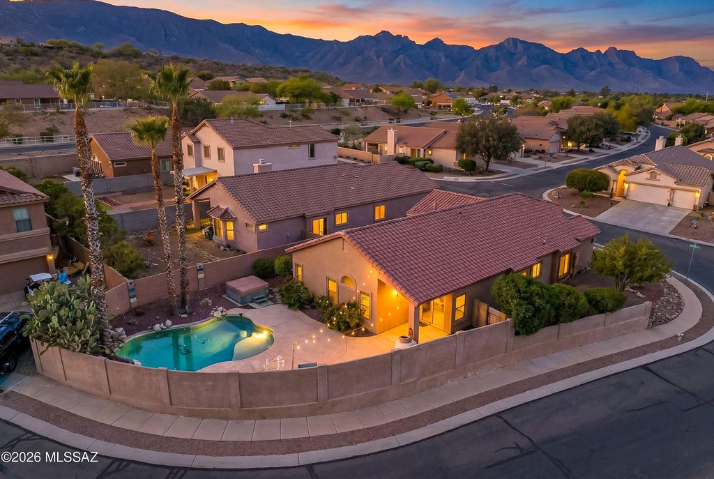 60224 Greystone Drive, Tucson, AZ 85739