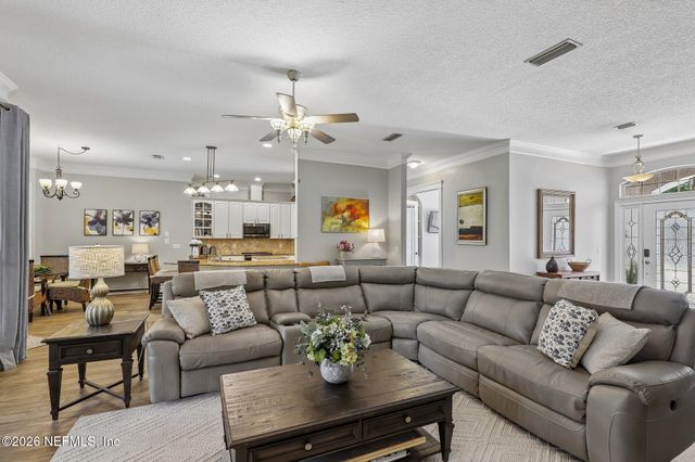 3686 ST ANDREWS Court, Green Cove Springs, FL 32043