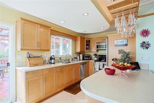 6452 Brown, Huntington Beach, CA 92647