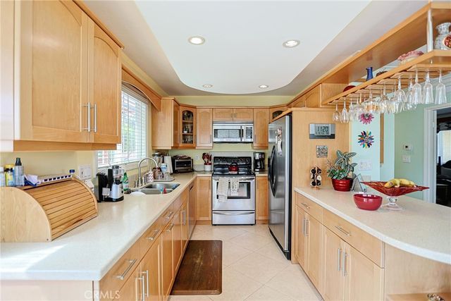 6452 Brown, Huntington Beach, CA 92647