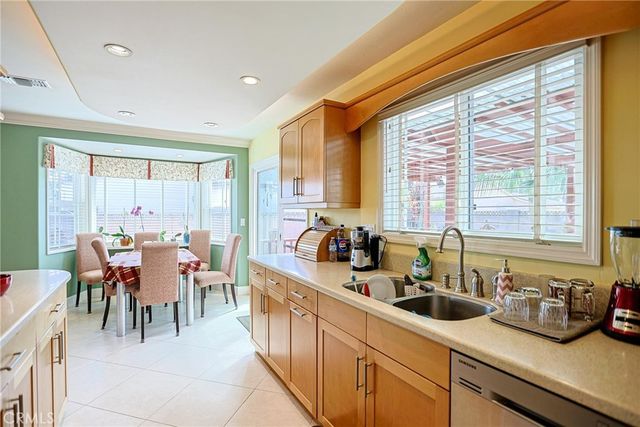 6452 Brown, Huntington Beach, CA 92647