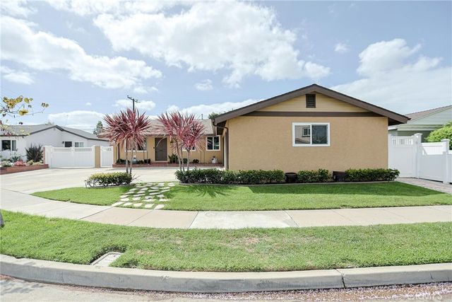 6452 Brown, Huntington Beach, CA 92647