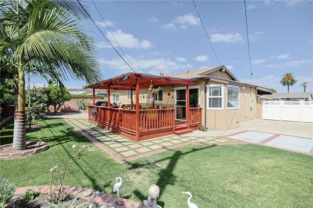 6452 Brown, Huntington Beach, CA 92647