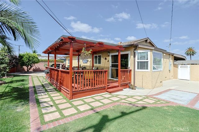 6452 Brown, Huntington Beach, CA 92647