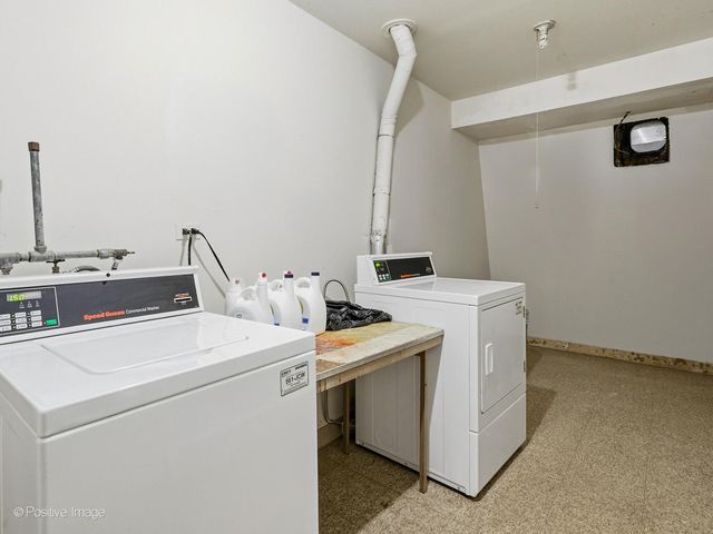 920 E Old Willow Road 203, Prospect Heights, IL 60070