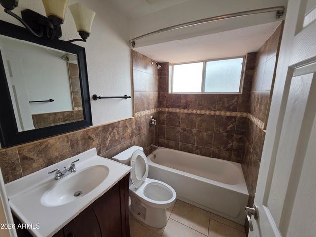 13230 N 42nd Drive, Phoenix, AZ 85029