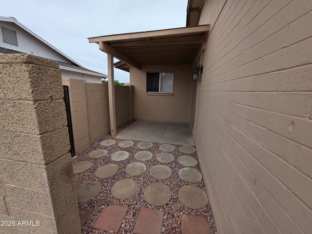 13230 N 42nd Drive, Phoenix, AZ 85029