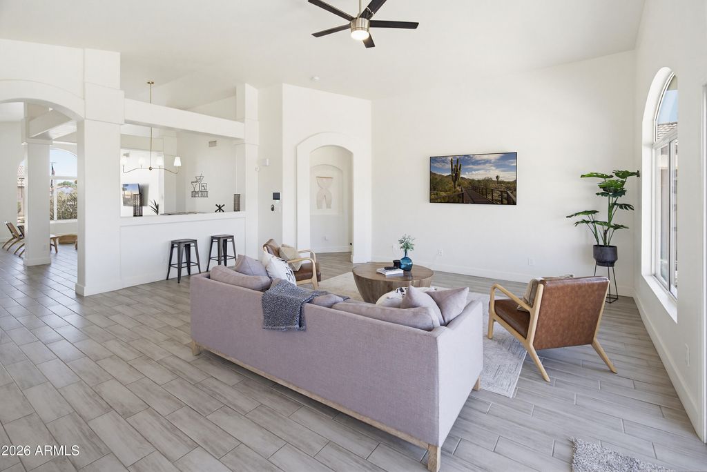 Image 12 of property listing at 2842 E ROCKWOOD Drive, Phoenix, AZ 85050