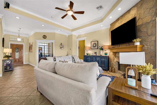 1548 SW Paint Rd, Cache, OK 73527