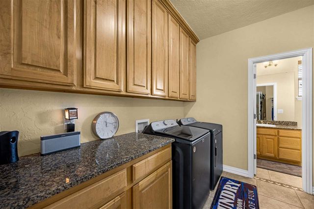1548 SW Paint Rd, Cache, OK 73527