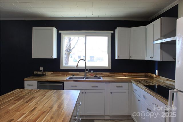 203 Trout Street, Forest City, NC 28043