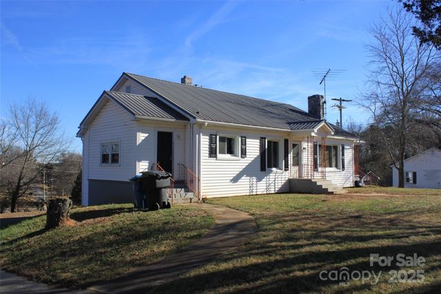 203 Trout Street, Forest City, NC 28043