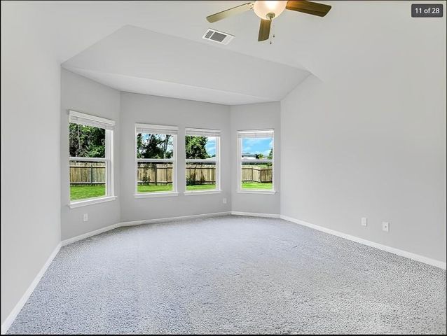 109 Fairmeadow Downs DR, Hutto, TX 78634
